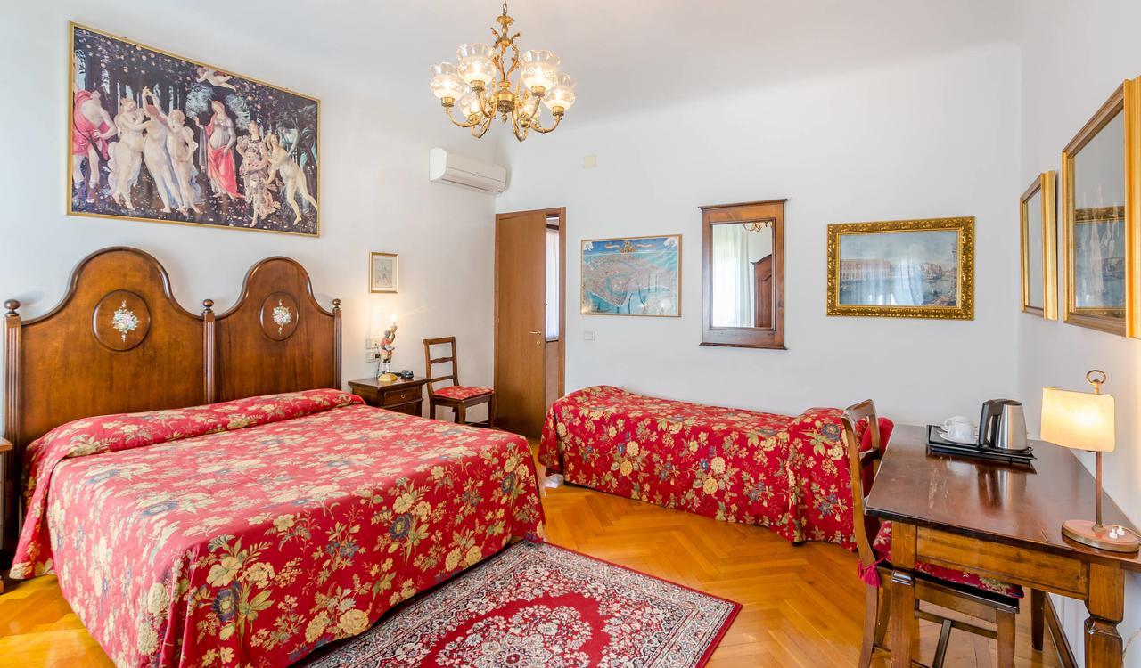 Casa Rezzonico Bed & Breakfast เวนิส ภายนอก รูปภาพ