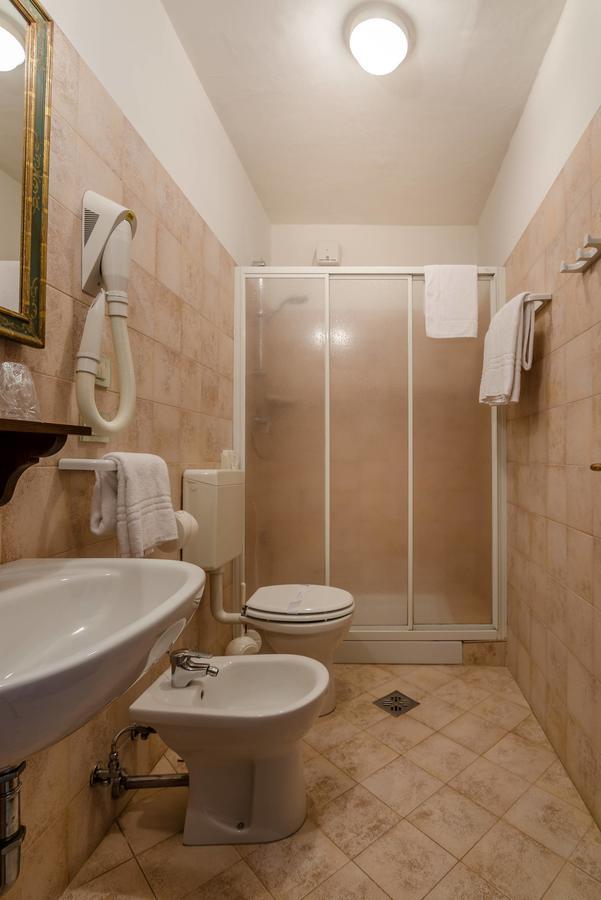 Casa Rezzonico Bed & Breakfast เวนิส ภายนอก รูปภาพ